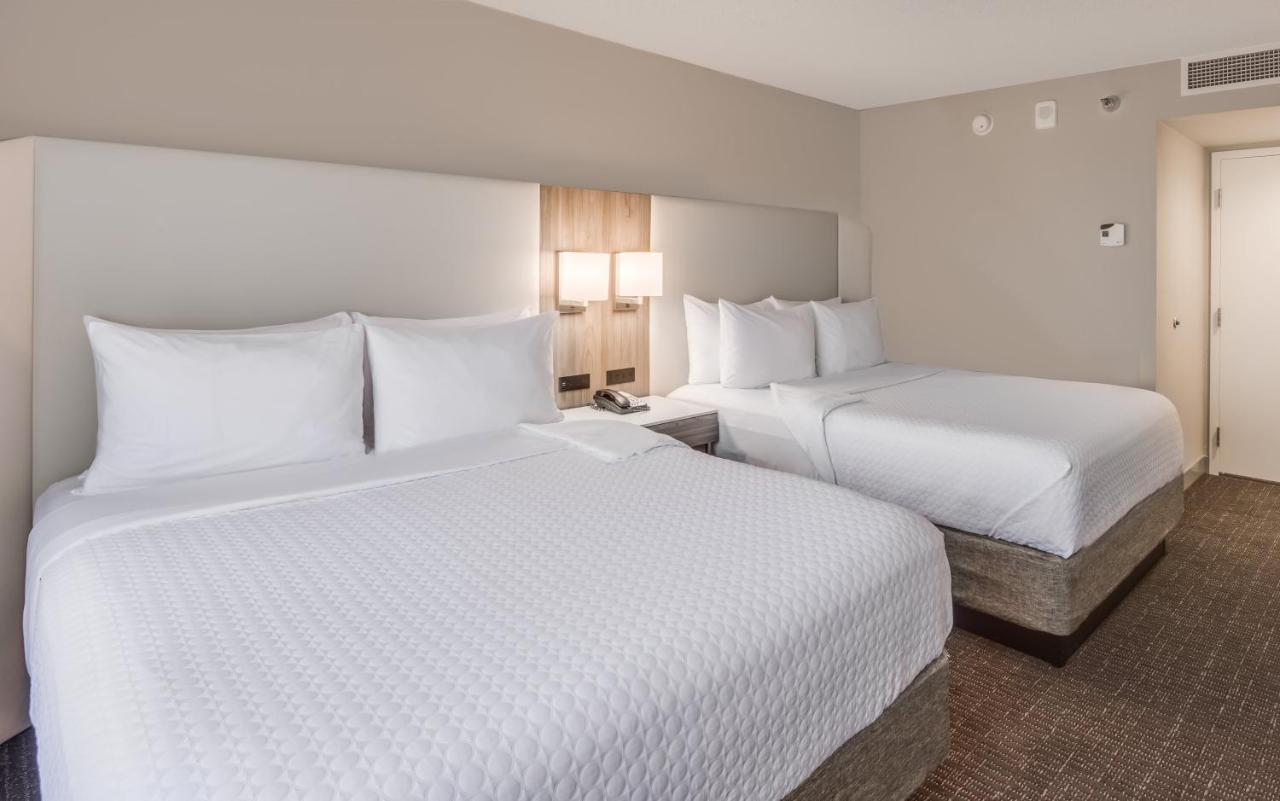 Crowne Plaza Suites Arlington By Ihg Exterior photo