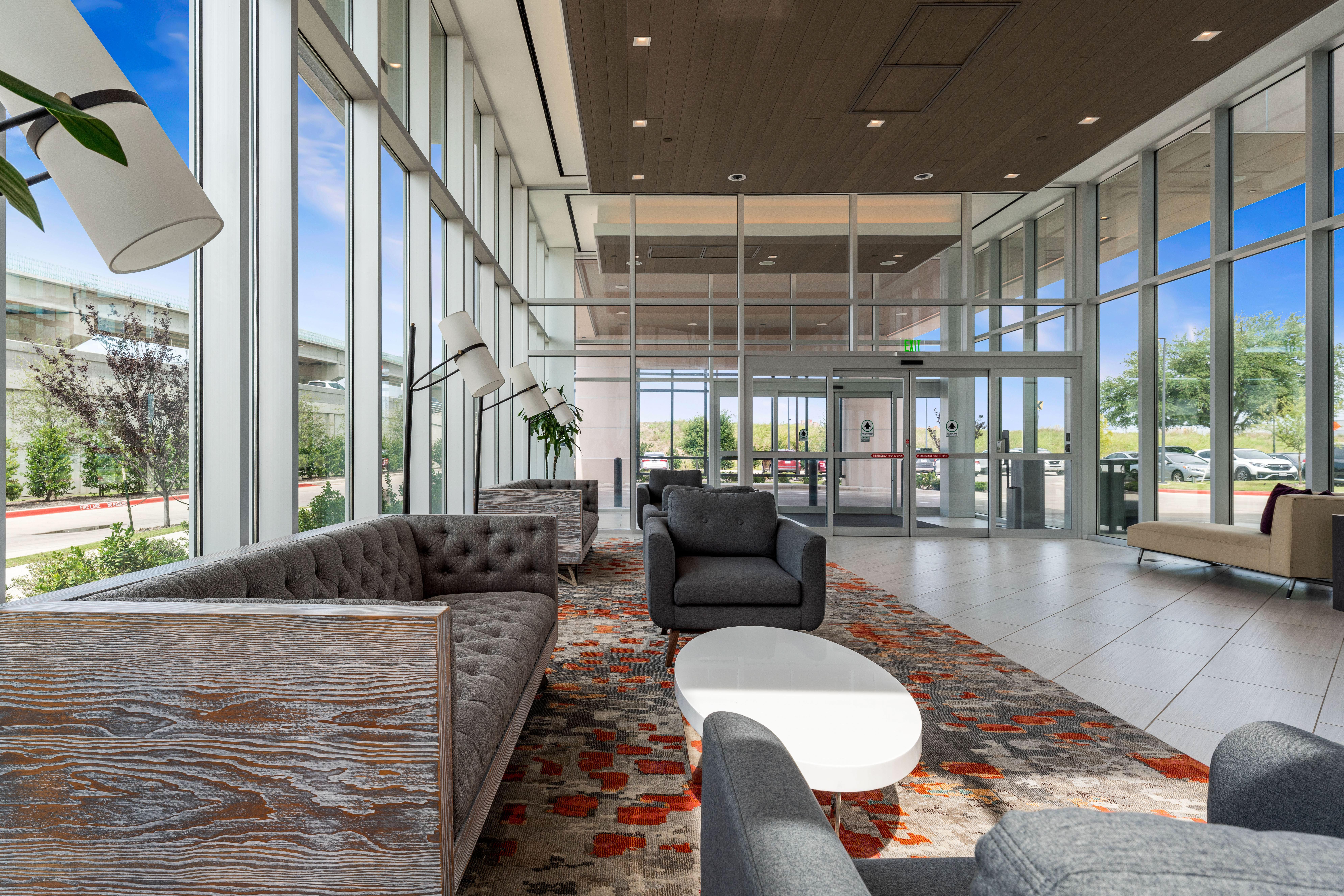Crowne Plaza Suites Arlington By Ihg Exterior photo